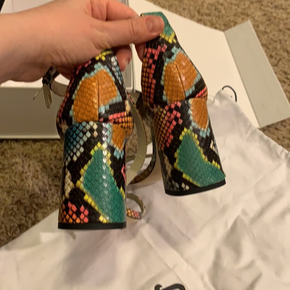 Alice and Olivia Lillian snake print - Picture 4 of 6